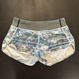 Lululemon Speedup 2.5 size 4
